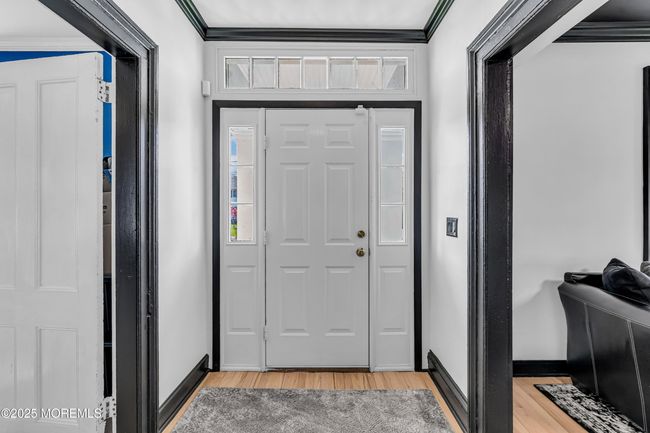 Main entrance- original transom window above door | Image 4