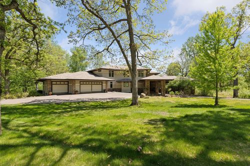 6 Black Lake Rd, North Oaks, MN, 55127-6420 | Card Image