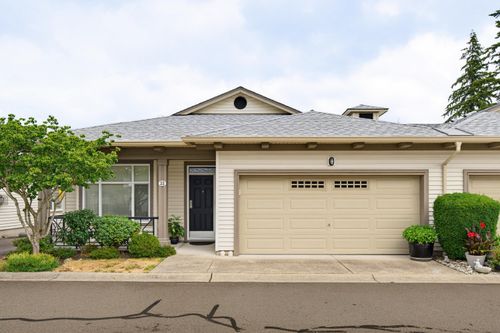 33-15188 62a Avenue, Surrey, BC, V3S1W7 | Card Image