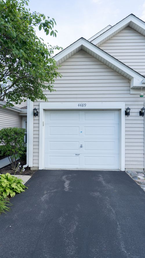 4489-4489 W Brownstone Way, Waukegan, IL, 60085 | Card Image