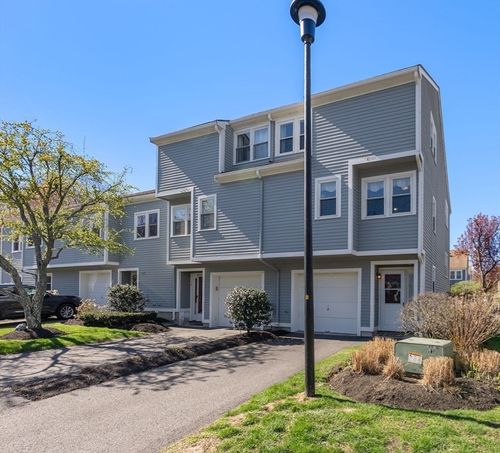 d-1 Spruance Way, Salem, MA, 01970-2739 | Card Image