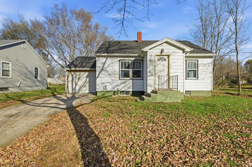 1000 Olaf Ave Nw, Willmar, MN, 56201-2579 | Card Image