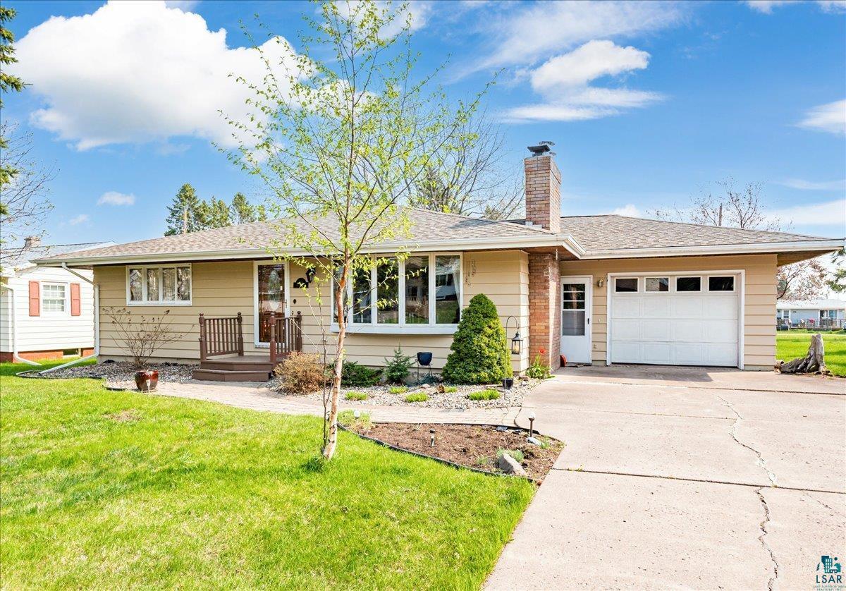 15th Ave, Two Harbors, MN 55616