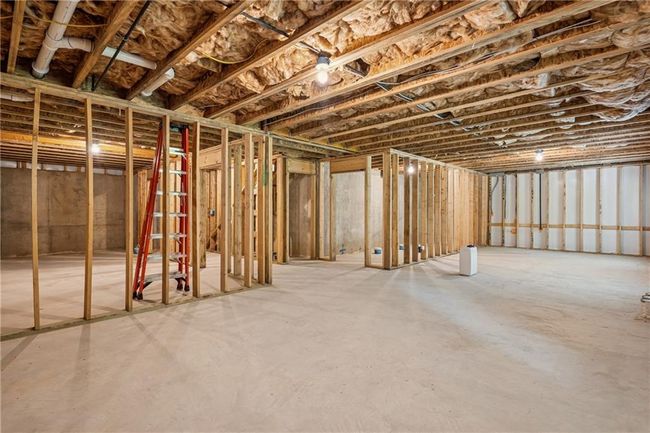 5662 Valley Loop, House other with 4 bedrooms, 3 bathrooms and null parking in Fairburn GA | Image 35