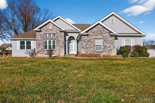 1601 Broadsword Ln, Lake St Louis, MO, 63367-2578 | Card Image