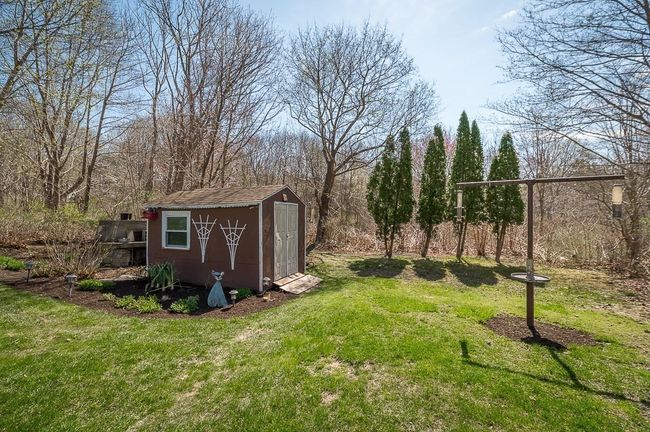 6 Saint Peters Ln, House other with 3 bedrooms, 3 bathrooms and 4 parking in Gloucester MA | Image 4