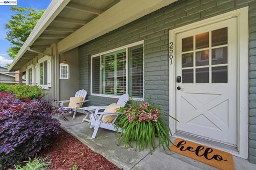 2561 Fountainhead Dr, San Ramon, CA, 94583 | Card Image