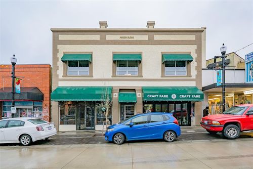 155 Commercial St, Nanaimo, BC, V9R5G5 | Card Image