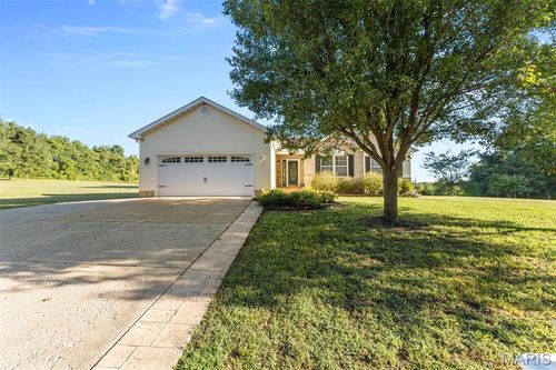 104 Riverwalk Dr, Desloge, MO, 63628-8201 | Card Image
