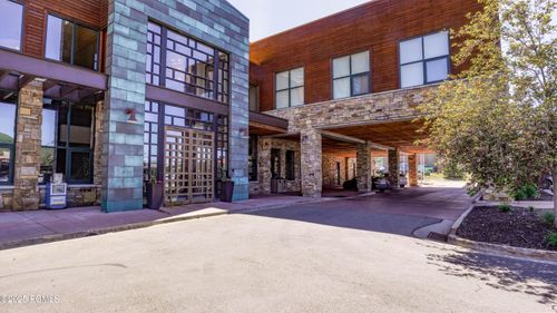 213-1456 Newpark Blvd, Park City, UT, 84098-7980 | Card Image