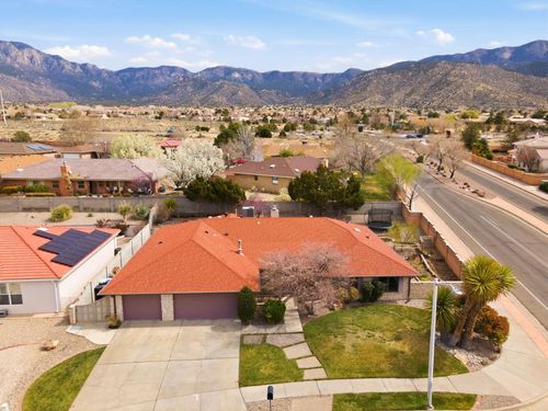 5700 Royal Oak Dr Ne, Albuquerque, NM, 87111-6239 | Card Image