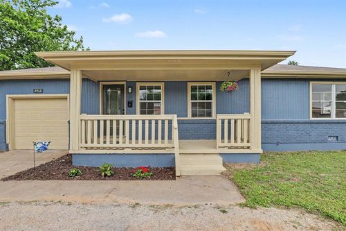 2512 S Glenn Ave, Del City, OK, 73115-2331 | Card Image