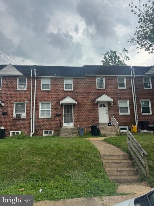 616 Macdade Blvd, Darby, PA, 19023-3805 | Card Image