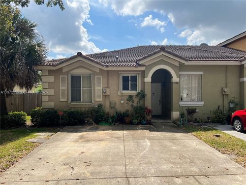 1596 Sw 2nd St, Homestead, FL, 33030-6692 | Card Image