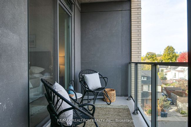 404 - 495 Logan Ave, Condo with 2 bedrooms, 2 bathrooms and 1 parking in Toronto ON | Image 18