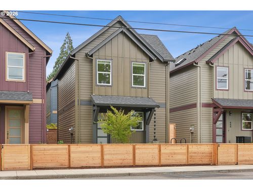 2-5450 Ne Prescott St, Portland, OR, 97218 | Card Image