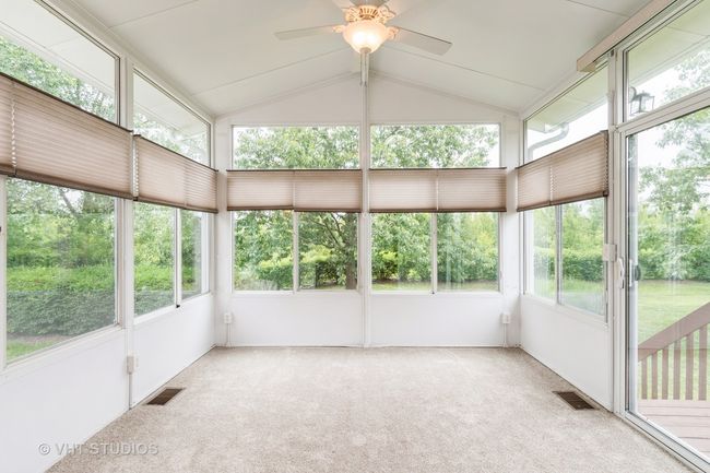 1520 Mansfield Dr, House other with 3 bedrooms, 2 bathrooms and 2 parking in Aurora IL | Image 12