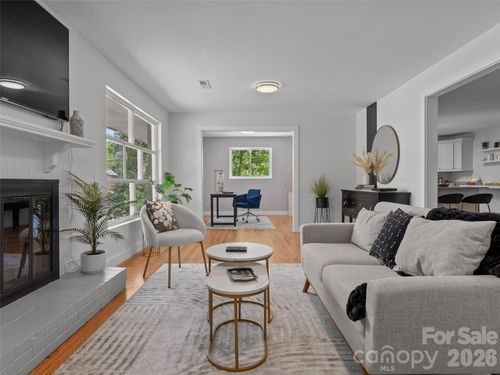 multiple-1110 3rd Avenue W, Hendersonville, NC, 28739 | Card Image