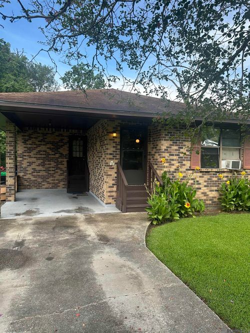 8542 Bayou Run Dr, New Roads, LA, 70760-2454 | Card Image