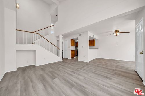 unit-17-820 W Compton Blvd, Compton, CA, 90220-2950 | Card Image