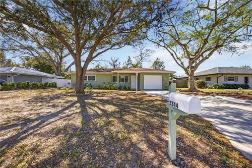 2244 Sunnyside Pl, SARASOTA, FL, 34239-4631 | Card Image