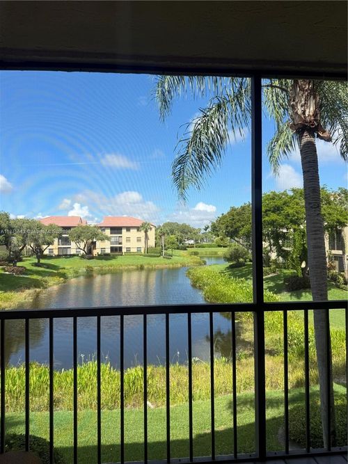 n-5147 Europa Dr, Boynton Beach, FL, 33437-2177 | Card Image