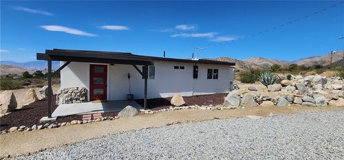 50825 Oskar Ln, Morongo Valley, CA, 92256-9272 | Card Image