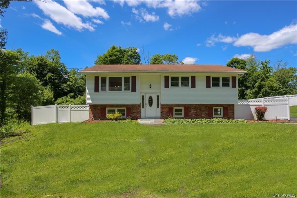 Rainbow Dr, Highland Mills, NY 10930