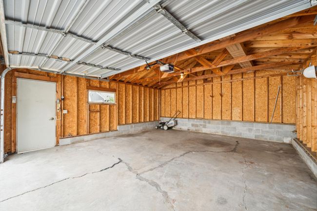 19_interior.jpg | Image 19