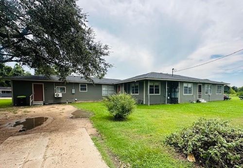 c-2727 Nelga Rd, Wharton, TX, 77488-5813 | Card Image