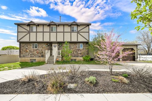 2195 W 800 N, West Point, UT, 84015-8113 | Card Image