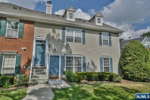 1132 Stafford St, Mahwah, NJ, 07430-3859 | Card Image