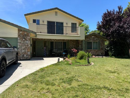 3621 W Country Club Lane, Sacramento, CA, 95821 | Card Image