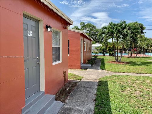 28-2315 Adams St, Hollywood, FL, 33020-7025 | Card Image