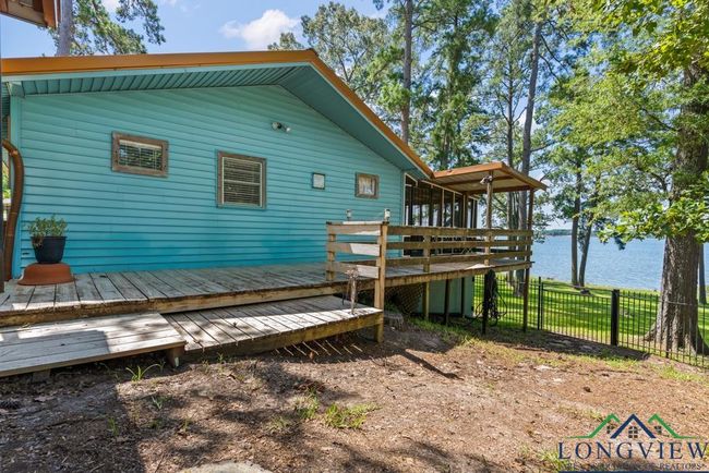 263 Crestwood Loop, House other with 2 bedrooms, 1 bathrooms and null parking in Avinger TX | Image 35