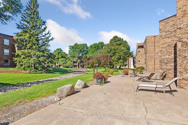 APT-306 - 2240 Midland Grove Rd, Condo with 2 bedrooms, 2 bathrooms and null parking in Roseville MN | Image 59