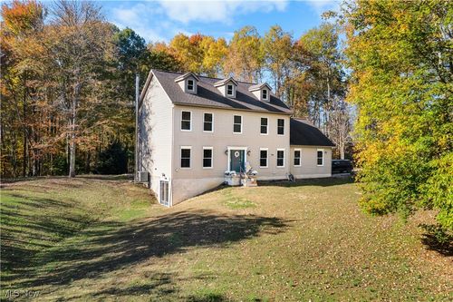 8737 Glenwood Rd, Cumberland, OH, 43732-9719 | Card Image