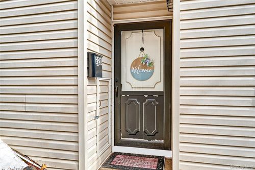 apt-d-22 Hillside Ter, White Plains, NY, 10601-1137 | Card Image