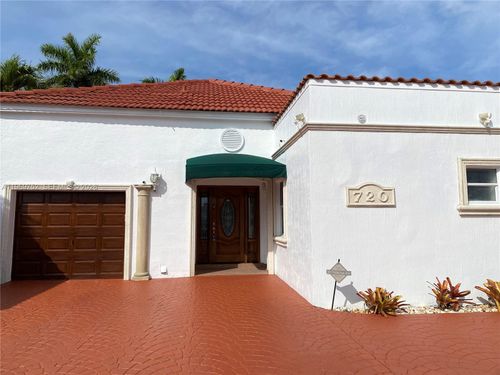 720 Nw 123rd Ave, Miami, FL, 33182-2001 | Card Image