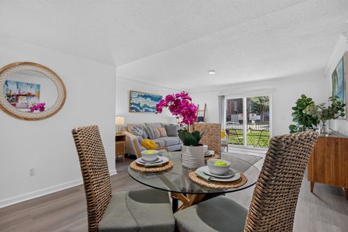 809 Andrea Ln, Hanahan, SC, 29410-8631 | Card Image