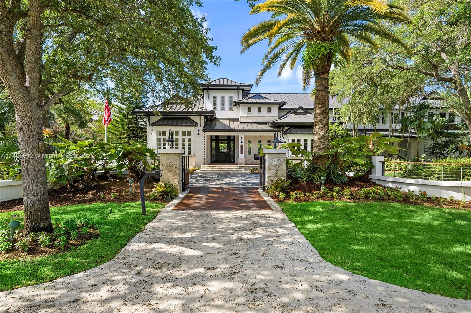 132nd St, Pinecrest, FL 33156