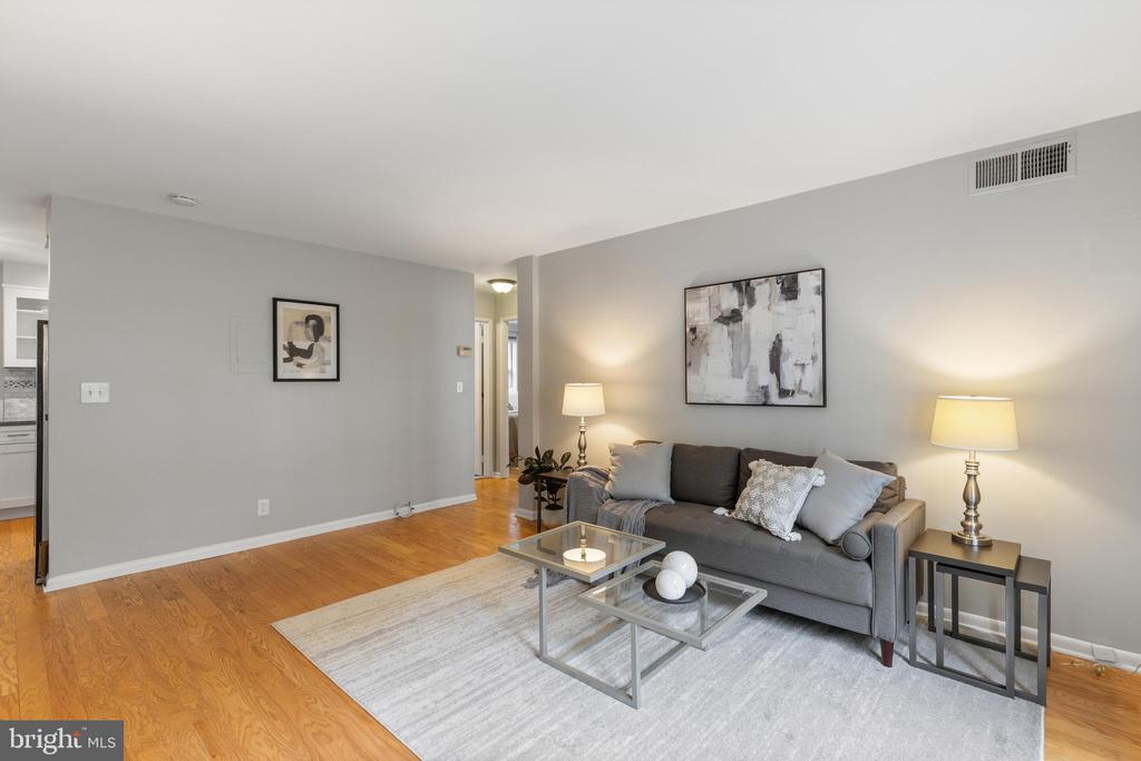 Residential in ARLINGTON 4