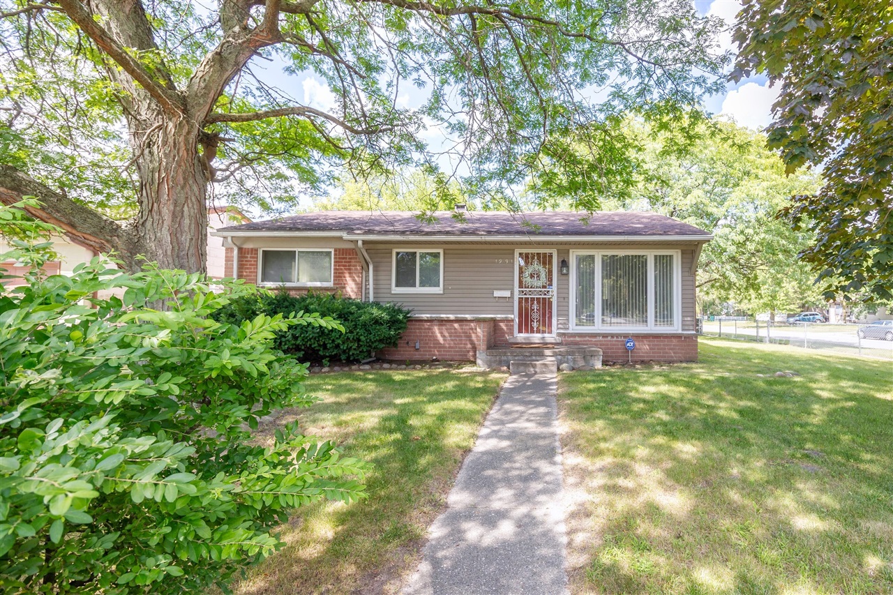 Tyler Rd, Ypsilanti, MI 48198