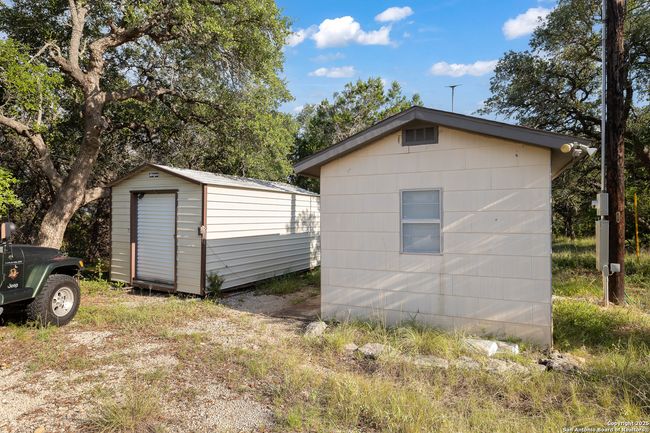 1060 Forest View Dr, House other with 1 bedrooms, 1 bathrooms and null parking in Blanco TX | Image 18