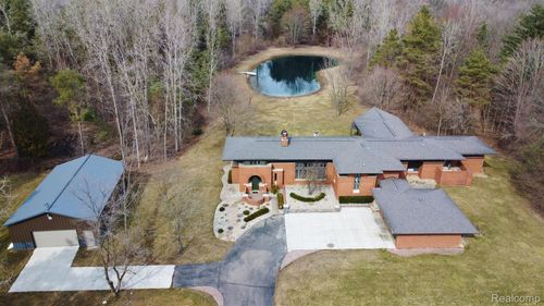 63936 Indian Trl, Ray Twp, MI, 48096-2514 | Card Image