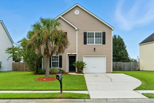 82 Blue Jasmine Ln, Summerville, SC, 29483-7551 | Card Image