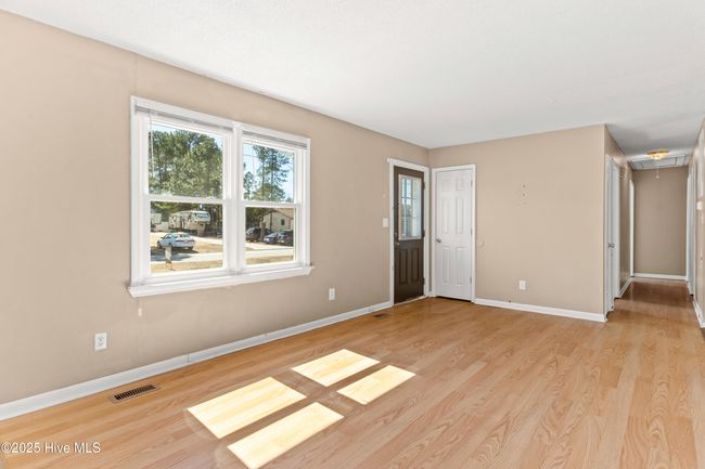 64 Sanders Dr, House other with 3 bedrooms, 2 bathrooms and null parking in Hubert NC | Image 5
