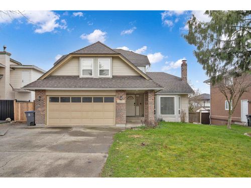 6960 143a St, Surrey, BC, V3W0E3 | Card Image