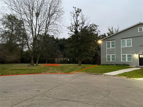 4327 Alconbury Ln, Houston, TX, 77021-1631 | Card Image