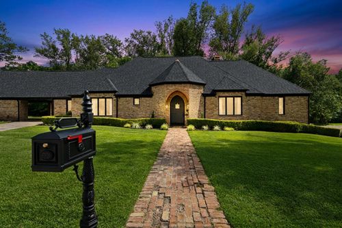 705 Slaydon St, Henderson, TX, 75654 | Card Image